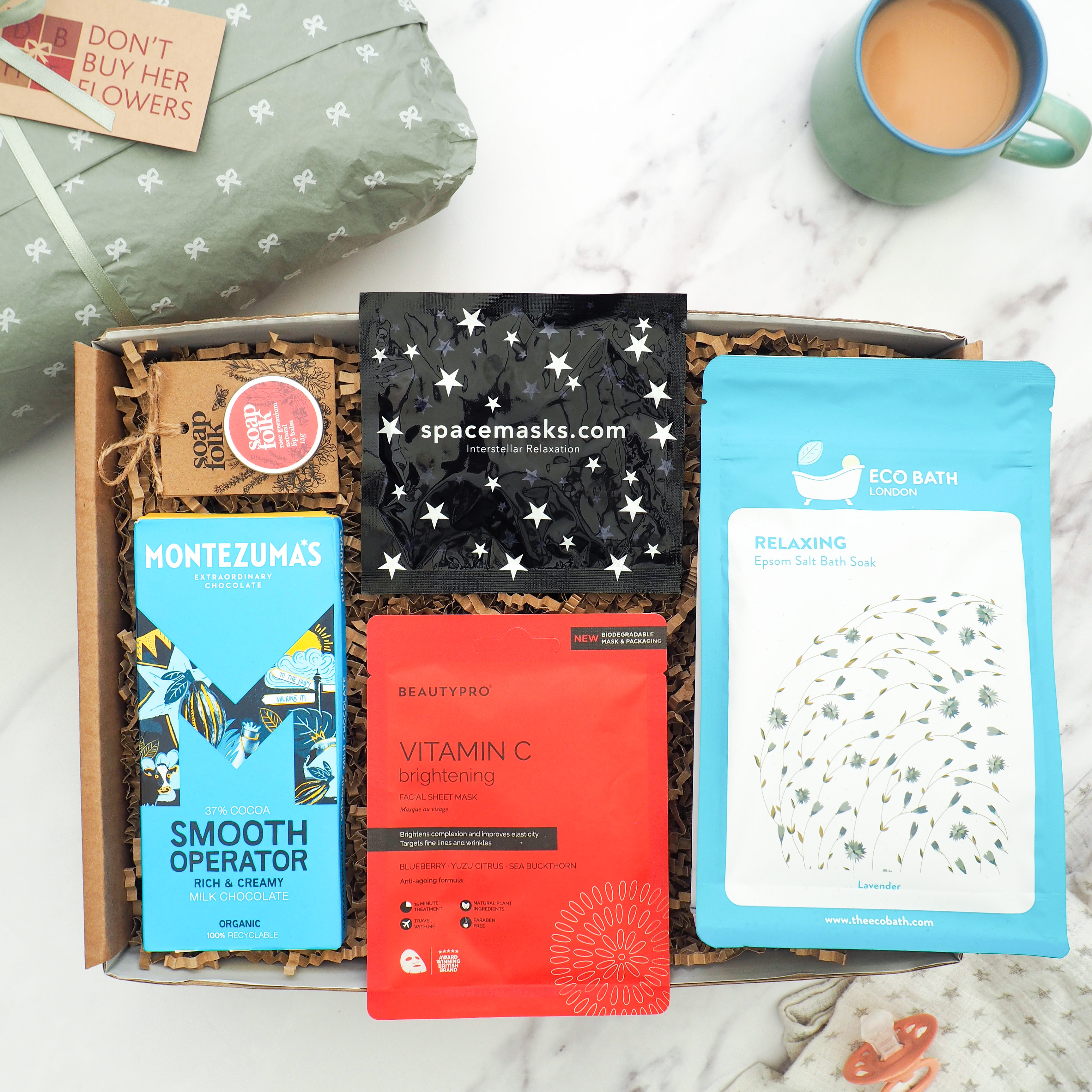 THE NEW MUM GIFT BOX